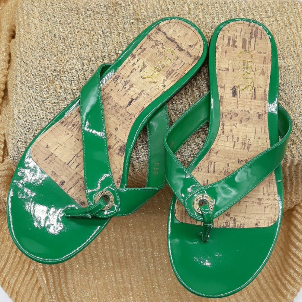 NWOT SANDALS